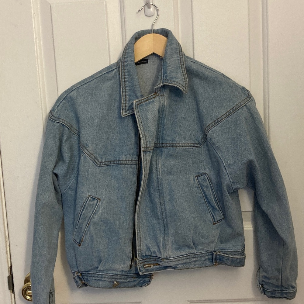 Cropped Never Worn artist painted Womens Small Brandy Melville Jean jacket